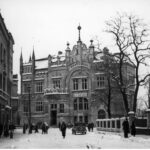 Dom Niemiecki - widok zewnętrzny zimą 1941-03